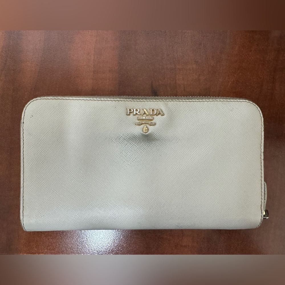 Prada Rare Saffiano Ivory Zippy